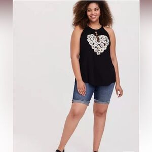Torrid Black Daisy Heart O-Ring Goddess Tank